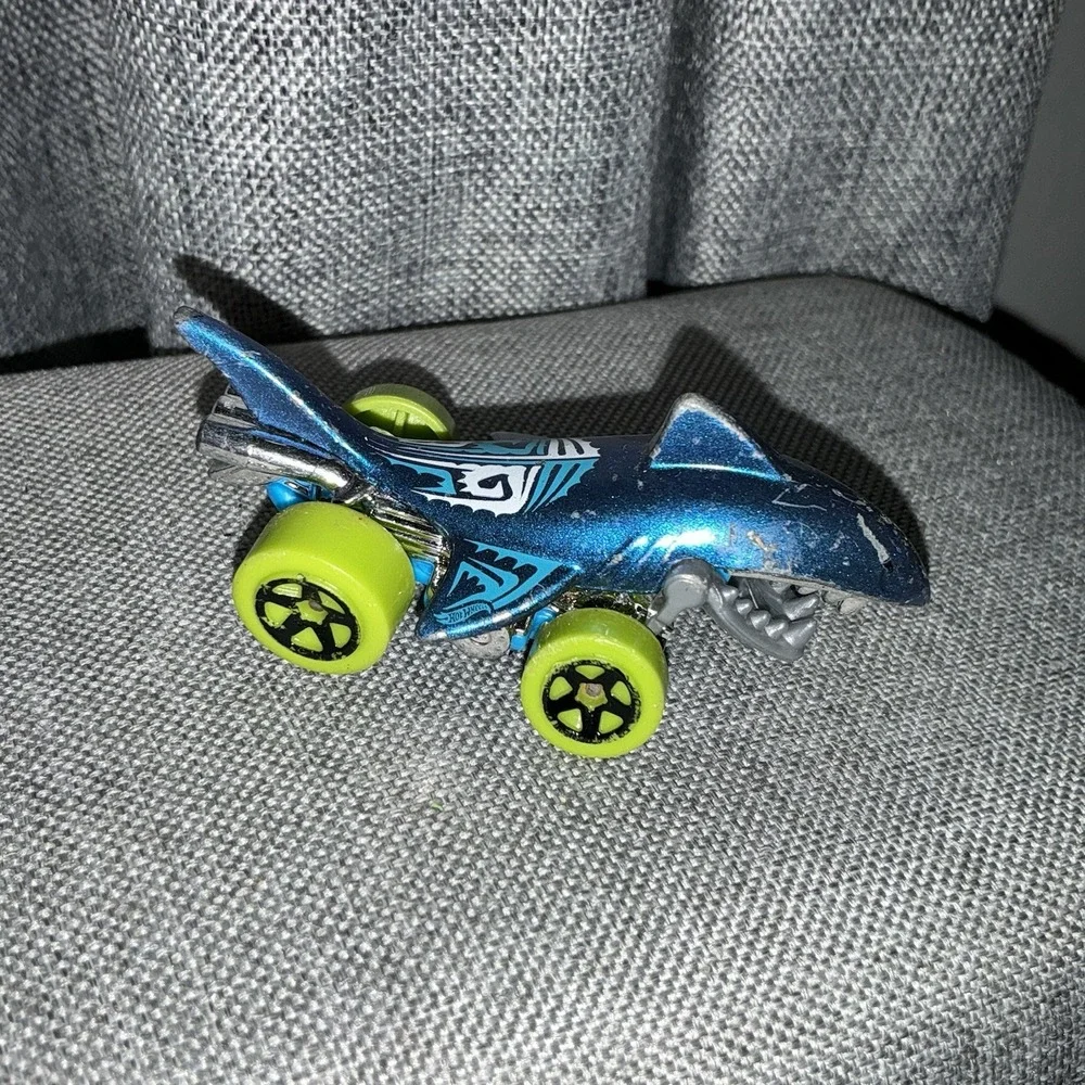 Hot Wheels for 2016 Street Beasts Series Shark Bite Blue Tribal Crooked Wheel